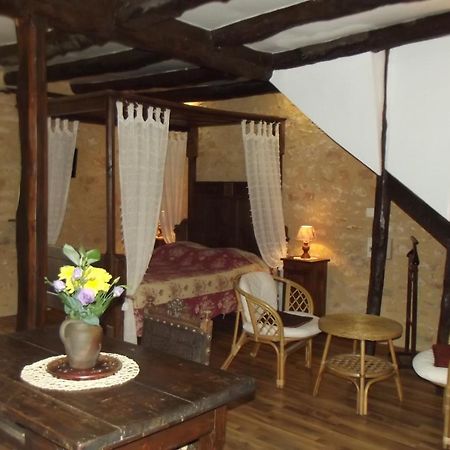 Gites Des 3 Vallees Salignac Eyvigues エクステリア 写真