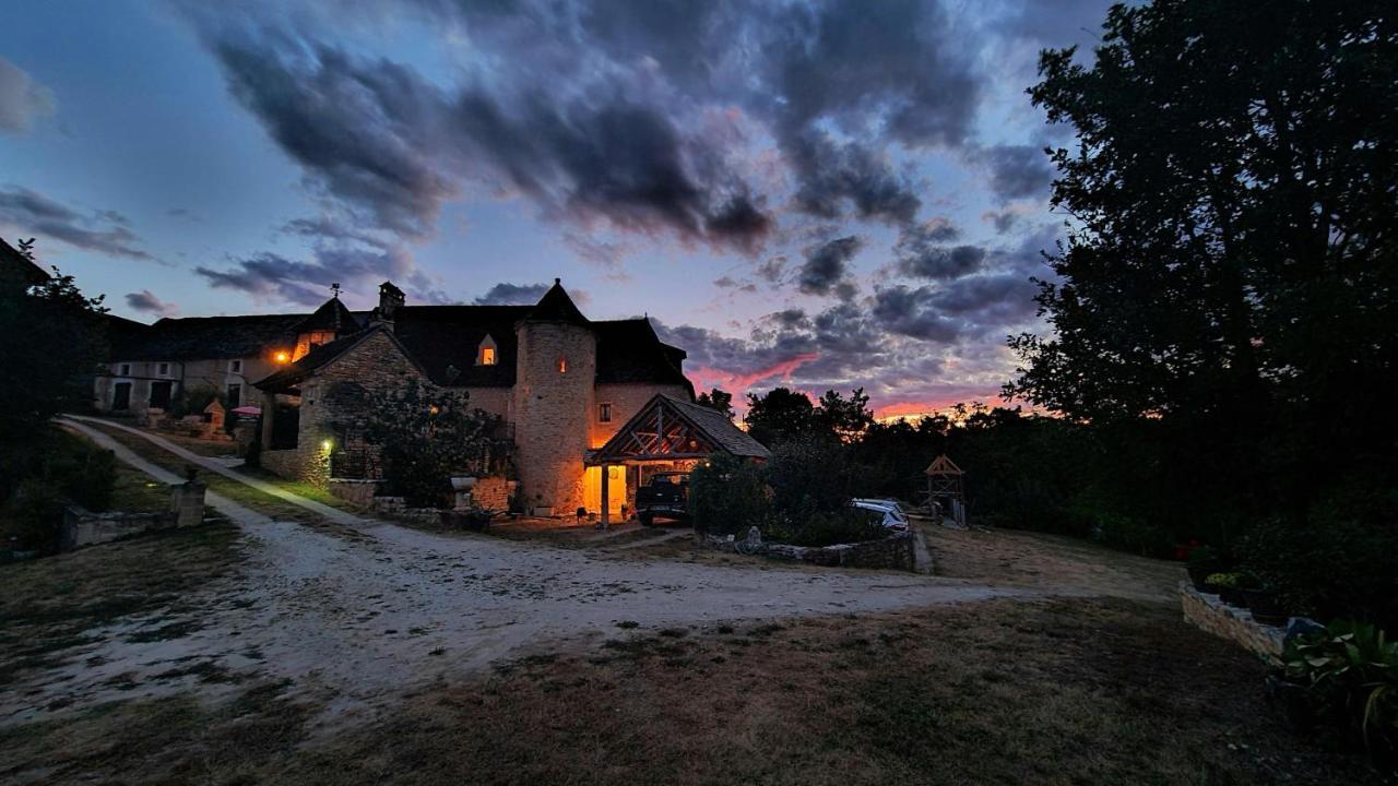 Gites Des 3 Vallees Salignac Eyvigues エクステリア 写真