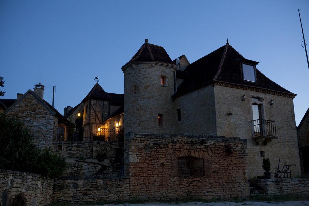Gites Des 3 Vallees Salignac Eyvigues エクステリア 写真