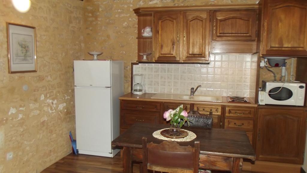 Gites Des 3 Vallees Salignac Eyvigues エクステリア 写真