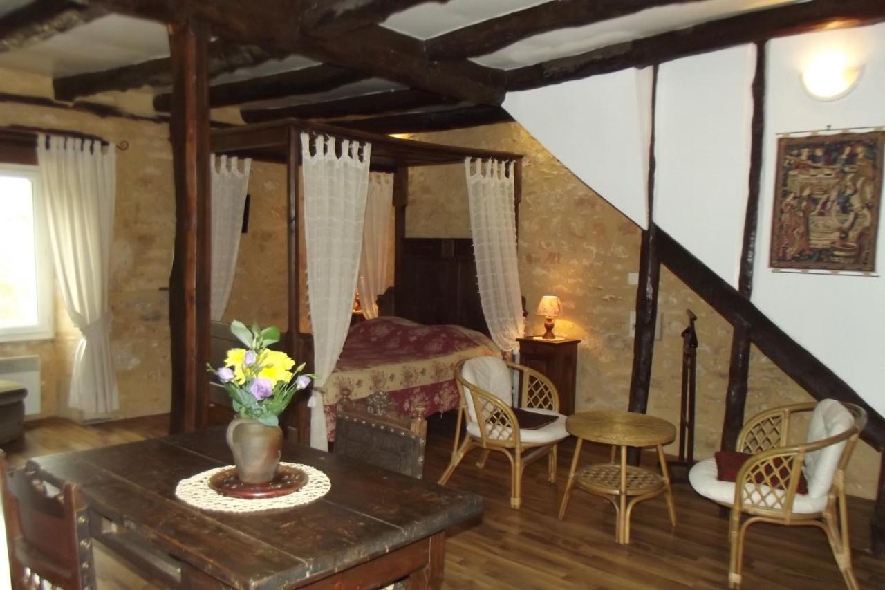 Gites Des 3 Vallees Salignac Eyvigues エクステリア 写真